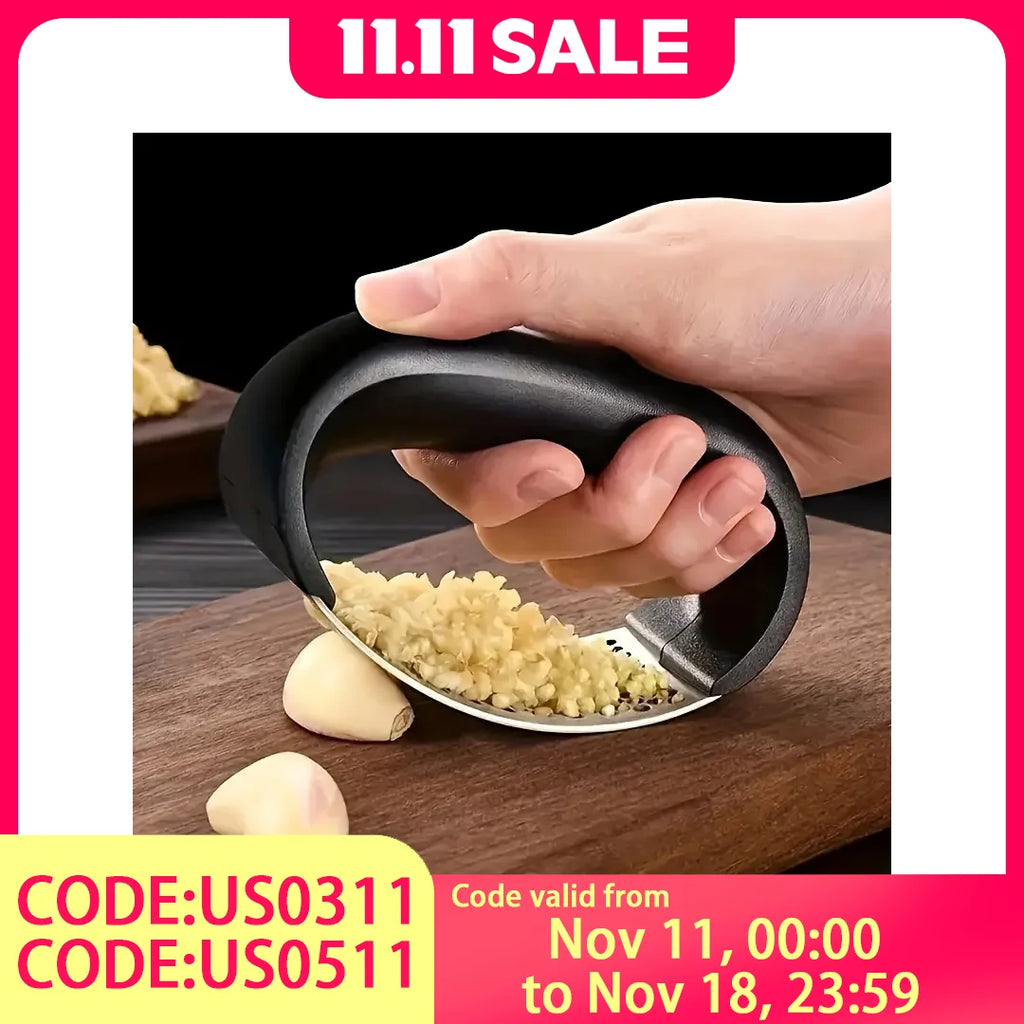 Stainless Steel Garlic Press – Metal & Plastic, One-Press Design, Easy to Clean, Effort-Saving